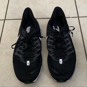 Nike Zoom Mens Vomero 14